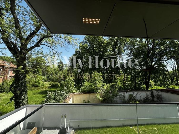 Apartament cu 4 camere decomandat în Kiseleff