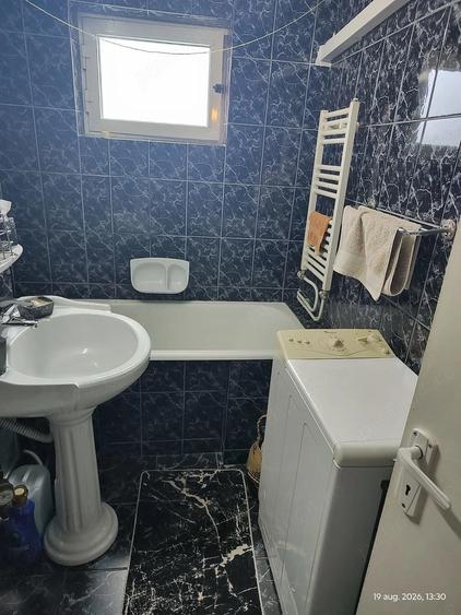 Apartament cu 2 camere decomandat-etaj2-mobilat-zona I.Corvin Deva - 2