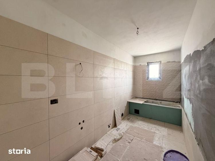 Casă cu 3 camere cu Teren 197.9 Mp în Craiovița Nouă