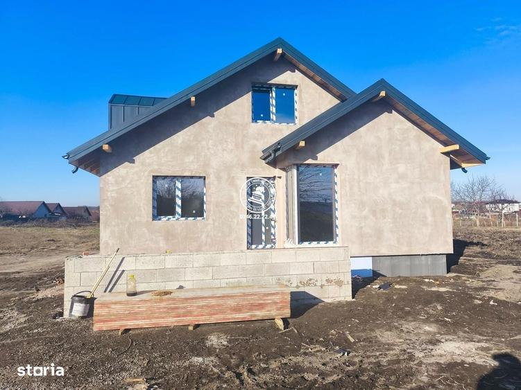 Casă cu 4 camere în Holboca