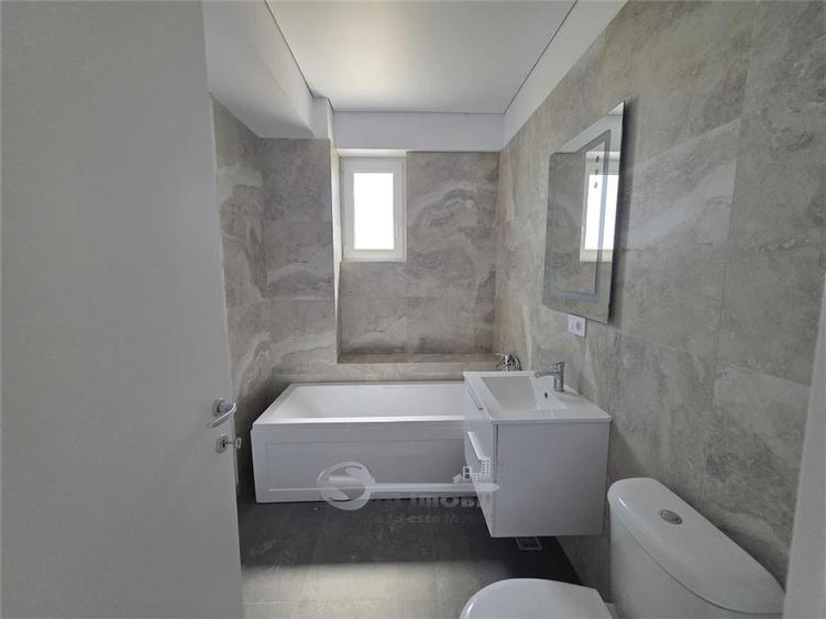 Apartament cu 2 camere decomandat în Bucium