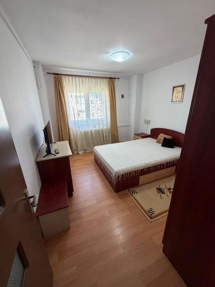 Apartament cu 2 camere semidecomandat, mobilat în 13 Septembrie