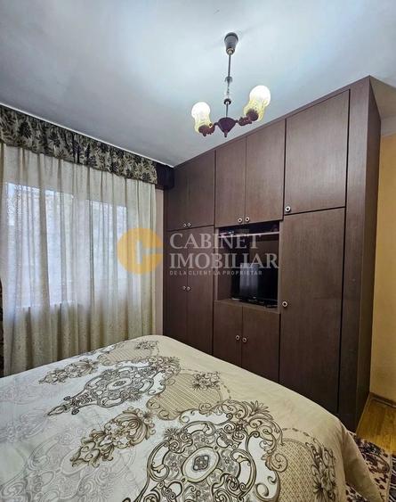 Apartament cu 3 camere decomandat, mobilat în Alexandru cel Bun
