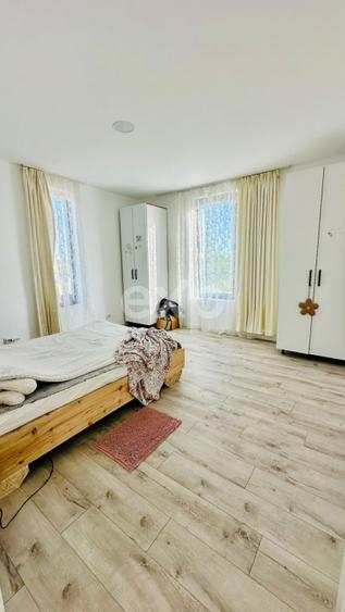 Casă cu 4 camere cu Teren 550 Mp în Săcueni