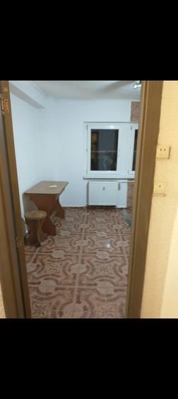 Apartament cu 2 camere decomandat în Vitan