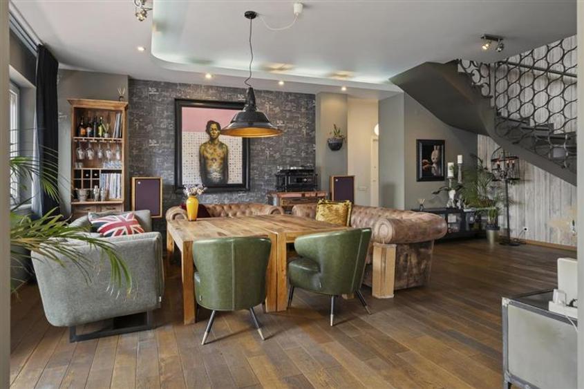 Penthouse cu 6 camere decomandat, mobilat în Aviatorilor