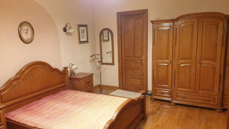 Casă cu 3 camere cu Teren 461 Mp în Central