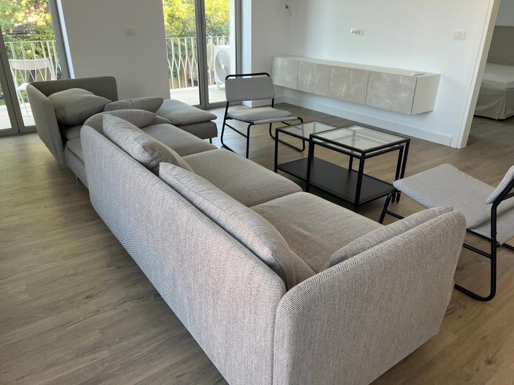 Apartament cu 3 camere, mobilat în Armeneasca