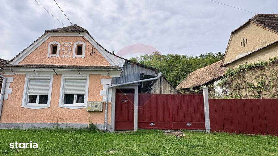 Casă cu 2 camere cu Teren 360 Mp în Biertan
