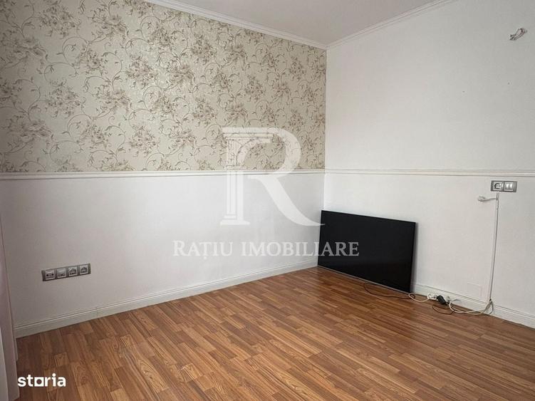 Apartament cu 3 camere semidecomandat în Iosia