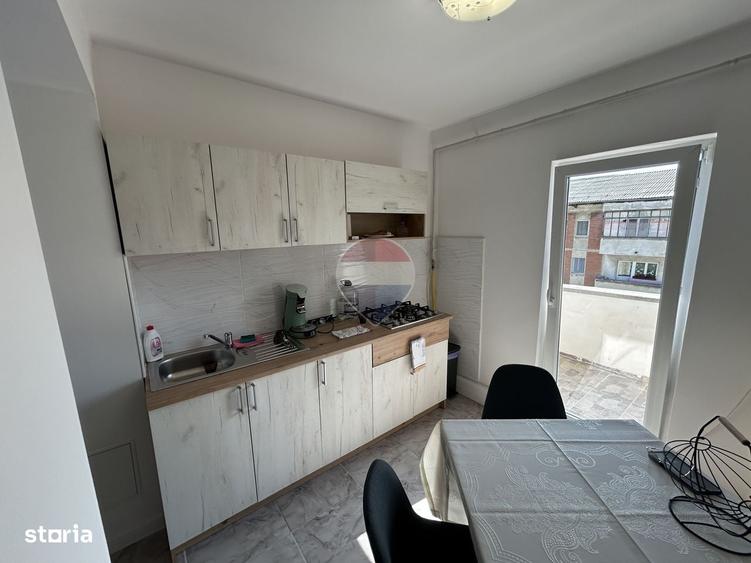 Apartament cu 3 camere decomandat în Vasile Alecsandri
