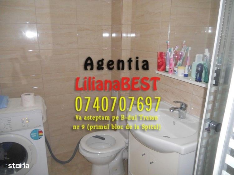 Apartament cu 3 camere decomandat în Calea Romanului