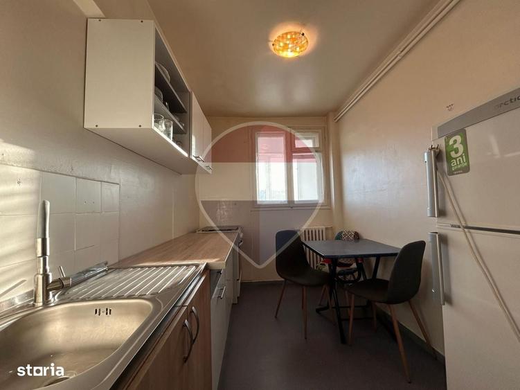 Apartament cu 2 camere semidecomandat în Muncii