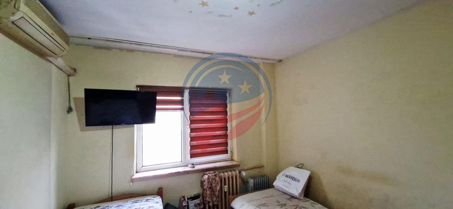 Apartament cu 4 camere decomandat, mobilat în Gării