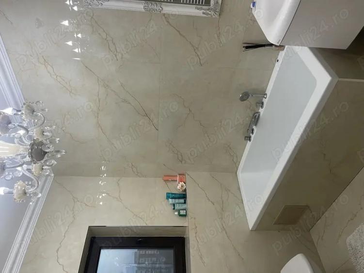 Apartament cu 3 camere decomandat în Mazepa 2