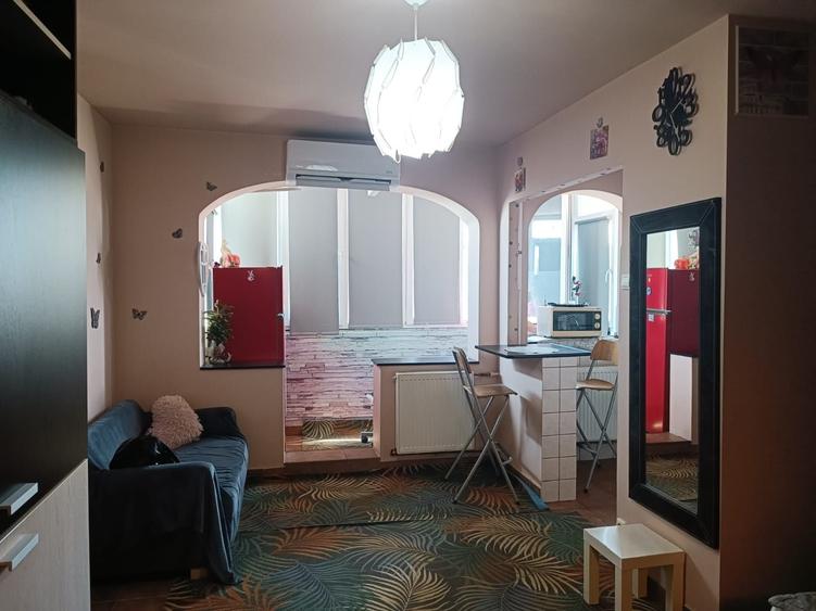 Garsonieră semidecomandată în Central
