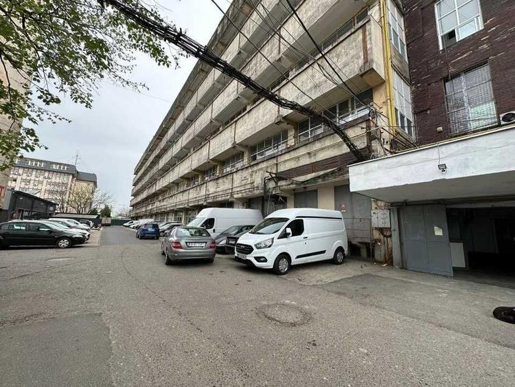 Spațiu comercial, de 105 mp, în Theodor Pallady