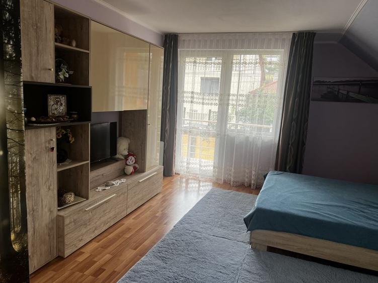 Casă cu 4 camere în Central