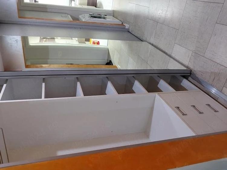 Apartament cu 3 camere decomandat în Dorobanților