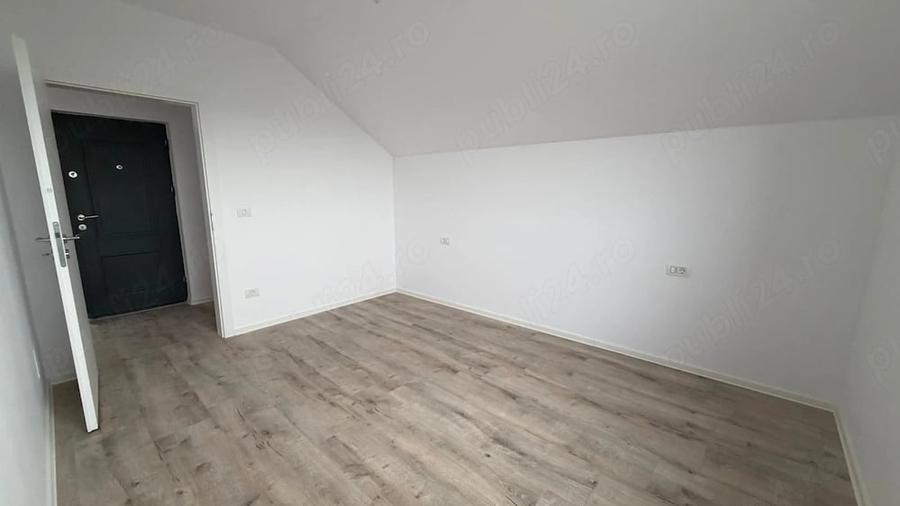 Apartament cu 3 camere decomandat în Giarmata
