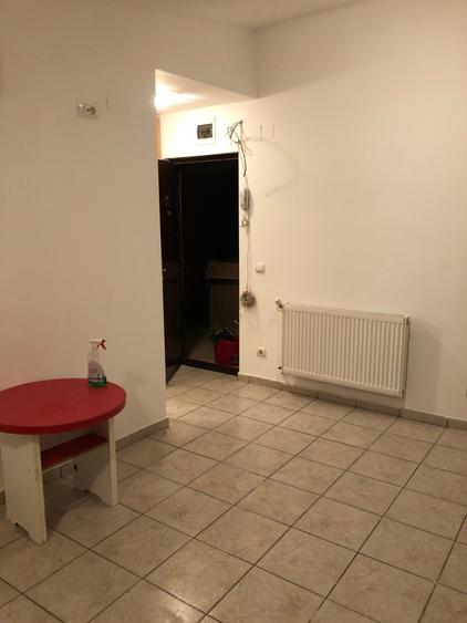 Garsonieră semidecomandată în Berceni