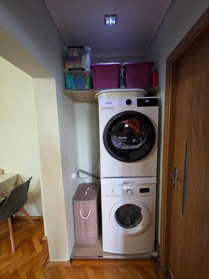 Apartament cu 3 camere semidecomandat în Circumvalațiunii