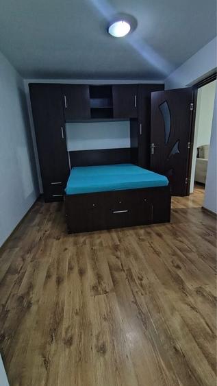 Apartament cu 2 camere semidecomandat în Micro 19