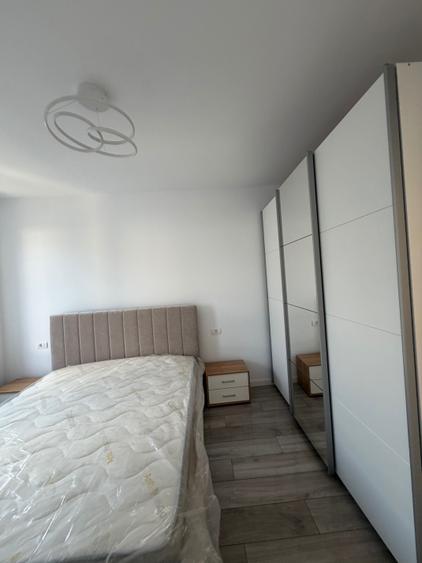 Apartament cu 2 camere decomandat în Neptun