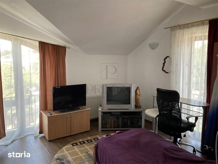 Casă cu 6 camere cu Teren 150 Mp în Telegrafului