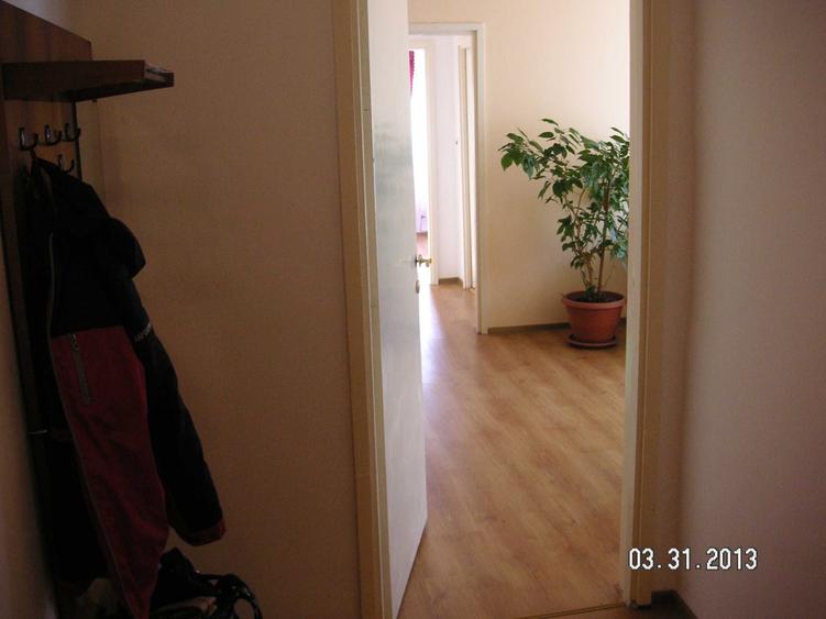 Apartament cu 2 camere semidecomandat în Astra