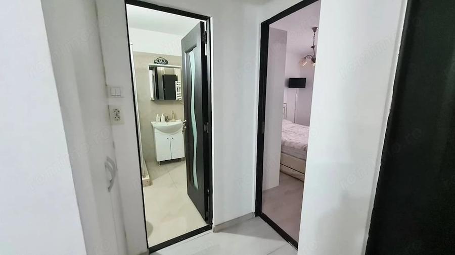 Apartament 3 camere 60 mp decomandat zona centrala - 12