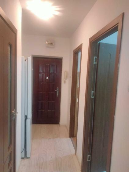 Inchiriez garsoniera confort 1 in bloc de apartamente - 5