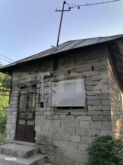 Casă cu 2 camere în Gemenea-Brătulești
