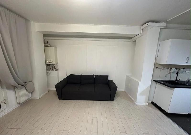 Apartament cu 2 camere semidecomandat în Militari