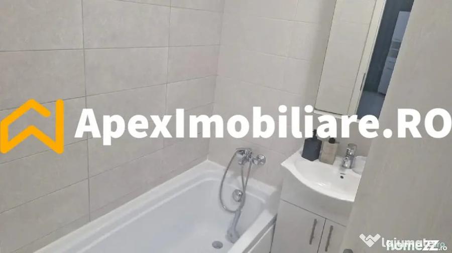 Apartament cu 3 camere decomandat, mobilat în Central
