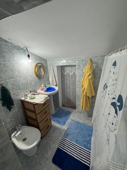 Casă cu 4 camere în Mihai Viteazu