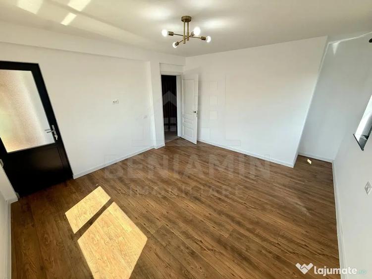 Casă cu 4 camere cu Teren 250 Mp în Brestei
