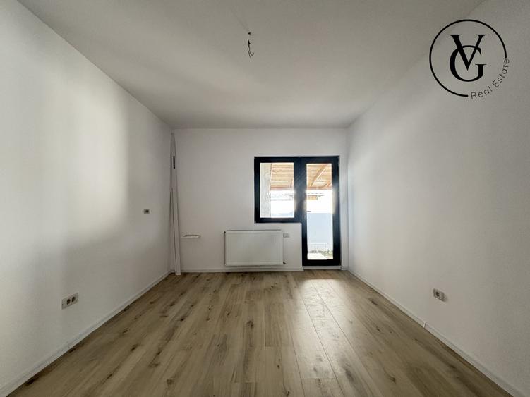 Casă individuală cu 5 camere cu Canalizare în Lumina