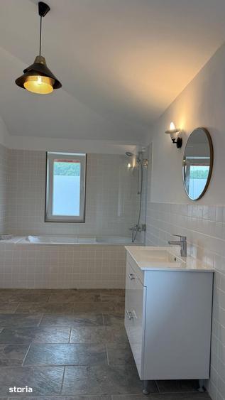 Casă cu 4 camere cu Teren 460 Mp în Snagov