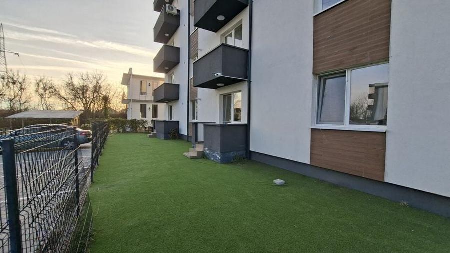 Apartament cu 3 camere decomandat în Ștefănești