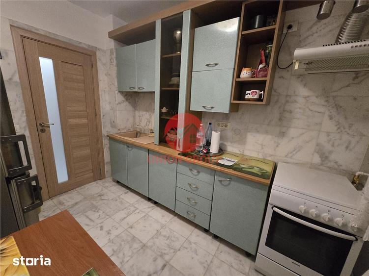 Apartament cu 2 camere semidecomandat în Tomis II