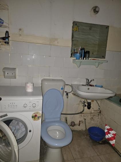 Apartament cu 2 camere decomandat în Tractorul