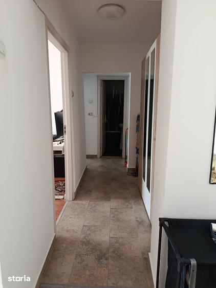 Apartament cu 3 camere în Grivița