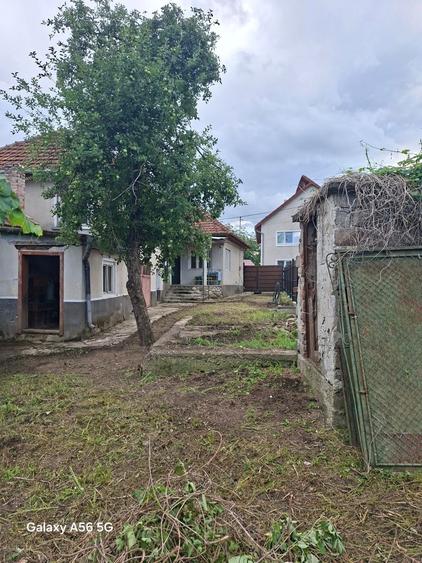 Casă cu 3 camere în Central