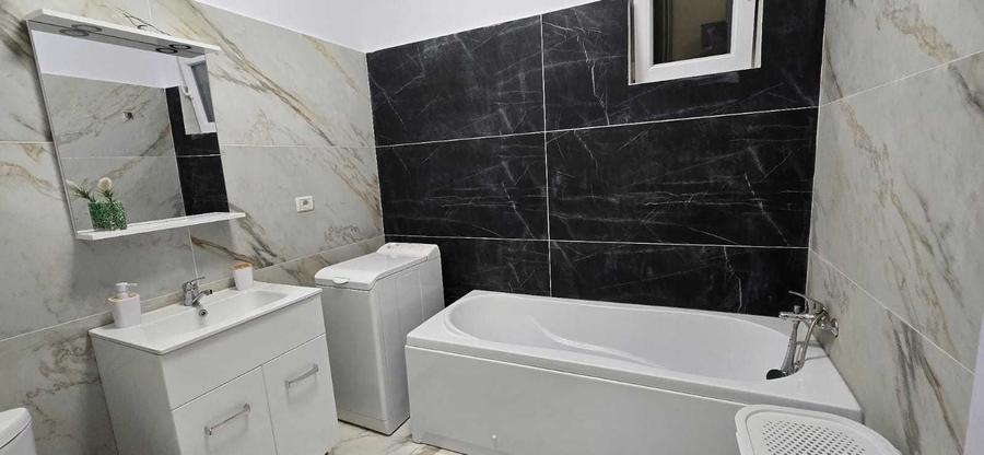 Apartament cu 2 camere decomandat în Dobroești
