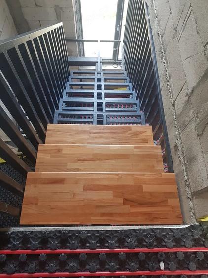 Casă cu Teren 315 Mp în Berceni