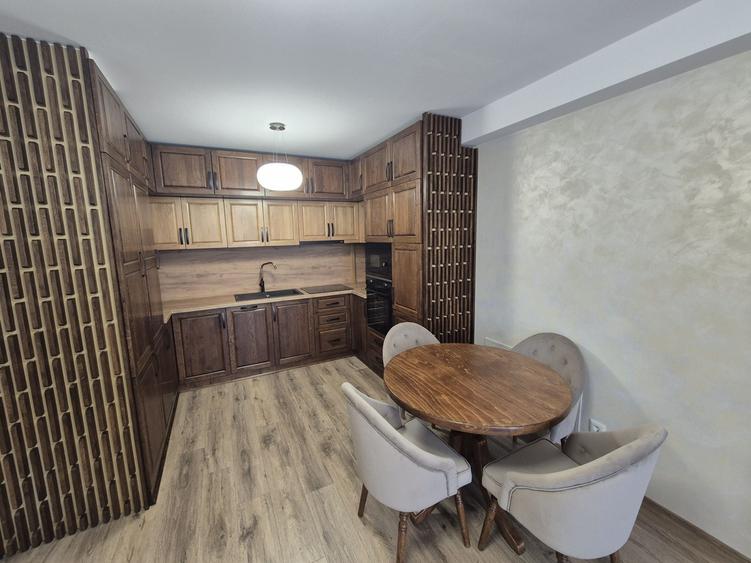 Apartament cu 2 camere decomandat în Cetate