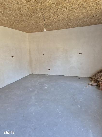 Casă cu 4 camere cu Teren 600 Mp în Oncea