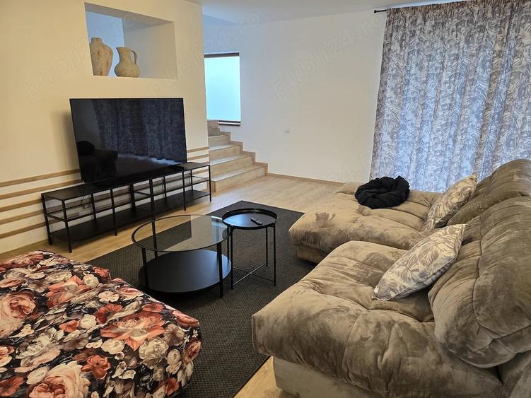 Casă cu 5 camere cu Teren 1000 Mp în Tamași