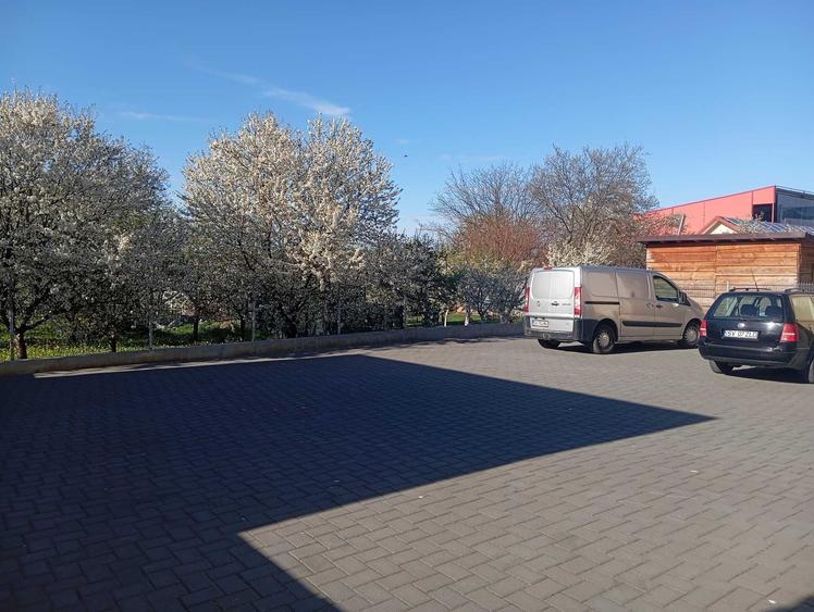 Spațiu comercial, de 450 mp, în Central